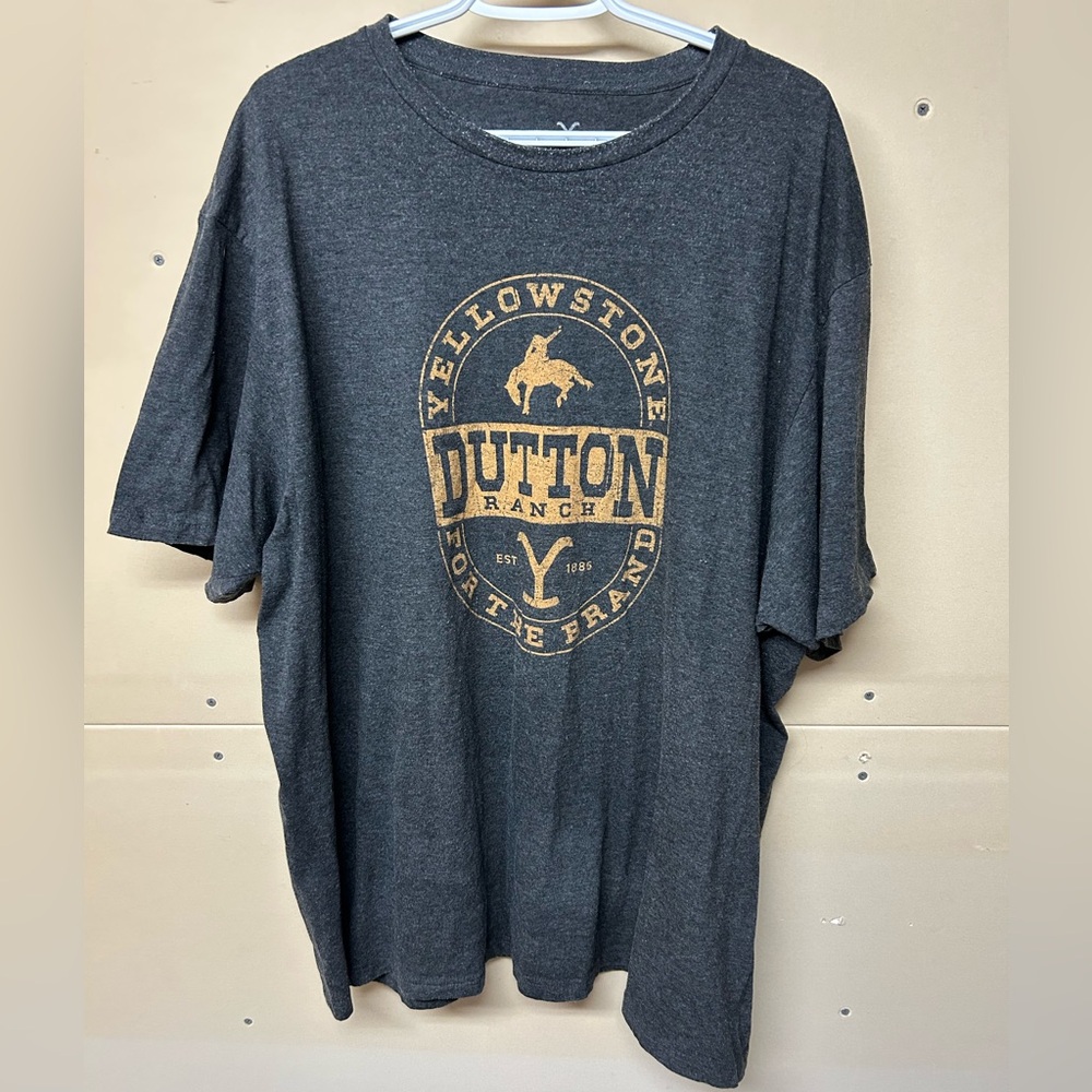 2/$30⚡️- SHIRT | Men’s Yellowstone graphic shirt size 2XL